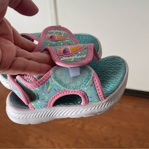 Skechers toddler sandal size 5